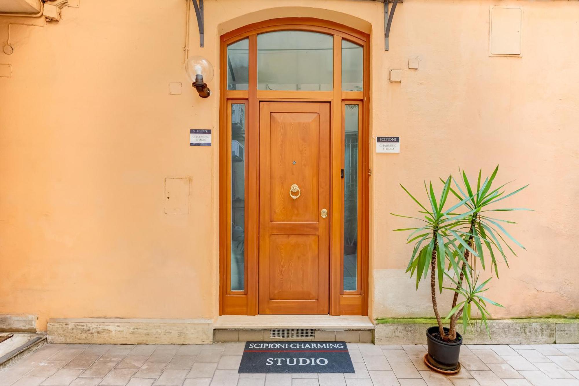 Scipioni Charming Studio Apartment Rome Exterior photo